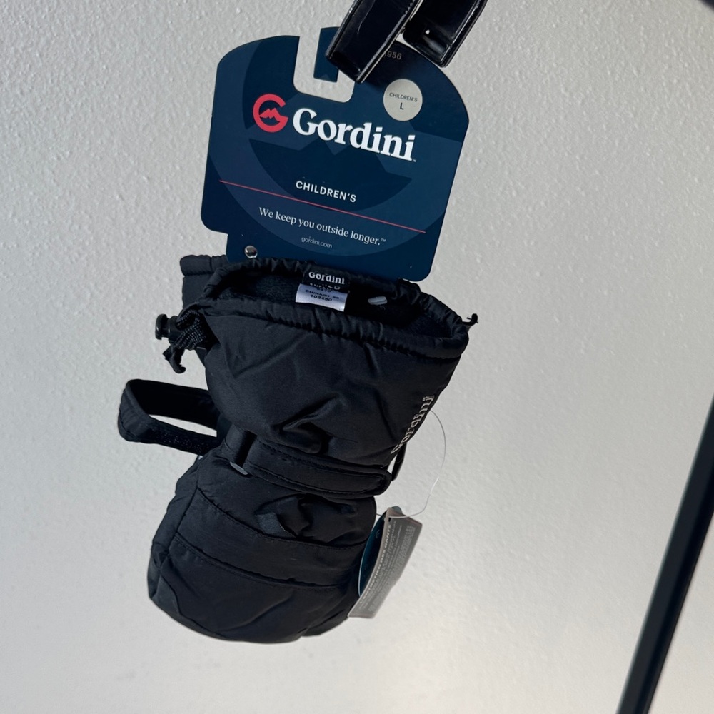 Gordini Children's Black Mittens